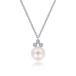 Diamond and Pearl Necklace in 14K White Gold