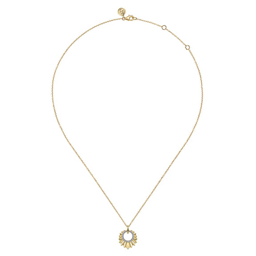 Diamond Faceted Circle Necklace in 14K Yellow Gold