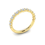 Diamond Graduated Band in 14K Yellow Gold